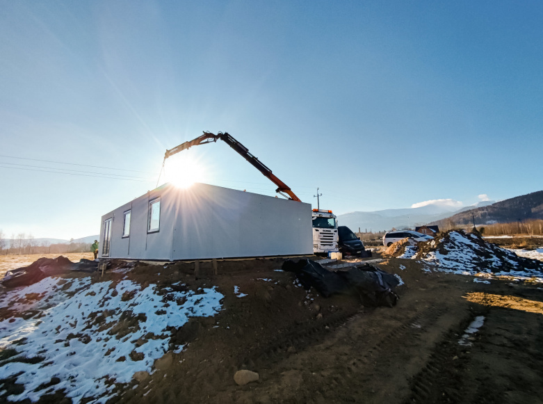 House Building in Winter: Myths and Realities